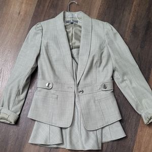 Antonio Melanie beige-gray skirt suit